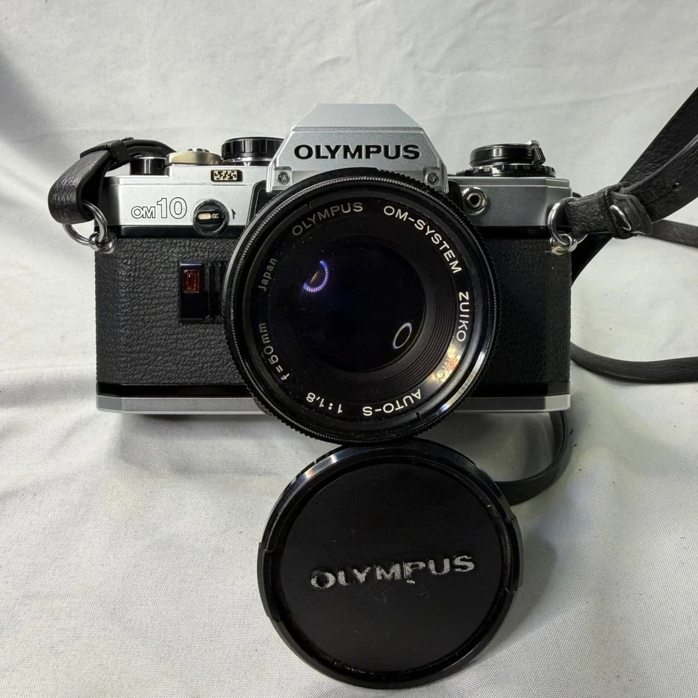 Olympus OM10 35mm Film SLR Camera with Zuiko 50mm f1.8 Lens and Case WORK TESTED
